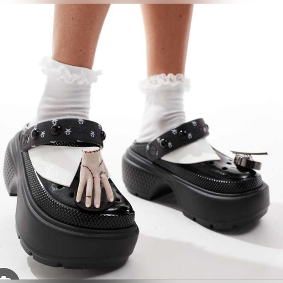 Crocs Wednesday Addams Family Platform Clogs 6 High Crush Shoes Goth Perky - Picture 1 of 16